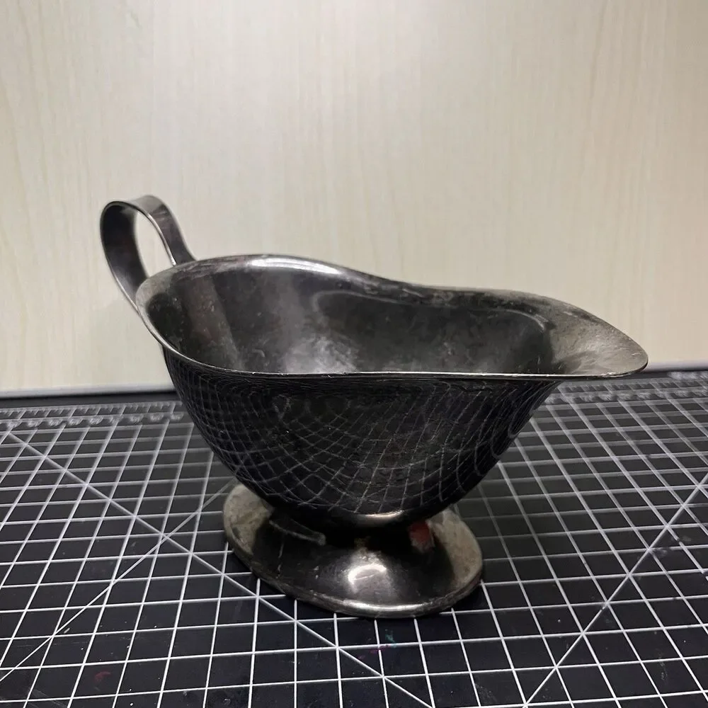 Oneida 18/8 Stainless Steel Gravy Boat Sauce Server Japan Simple MCM vintage